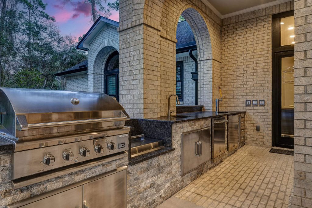 Outdoor Kitchen With Stone Veneer