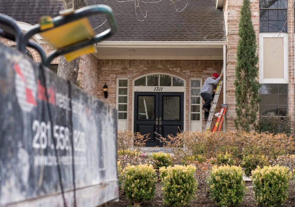 brick restoration masonry crew on site